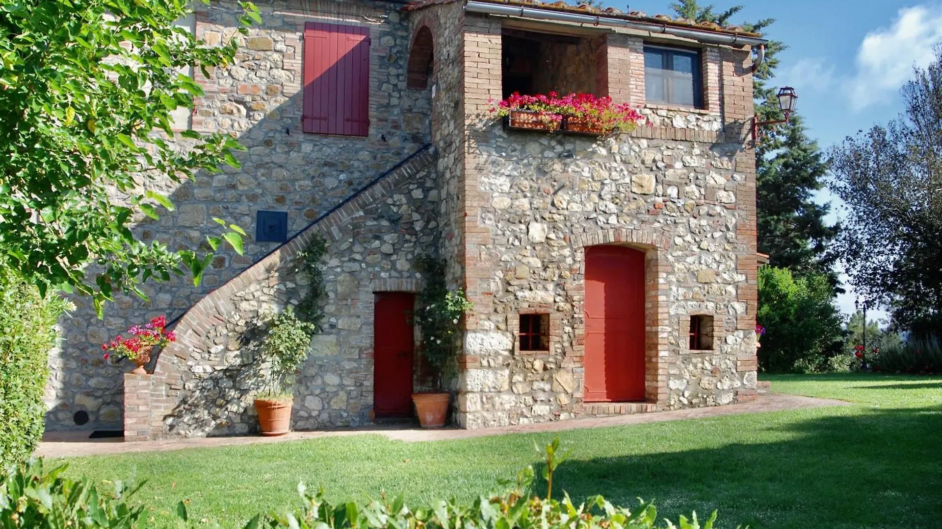 Agriturismo San Ansanino- Piscina Con Spiaggia-Aria Condizionata Pari